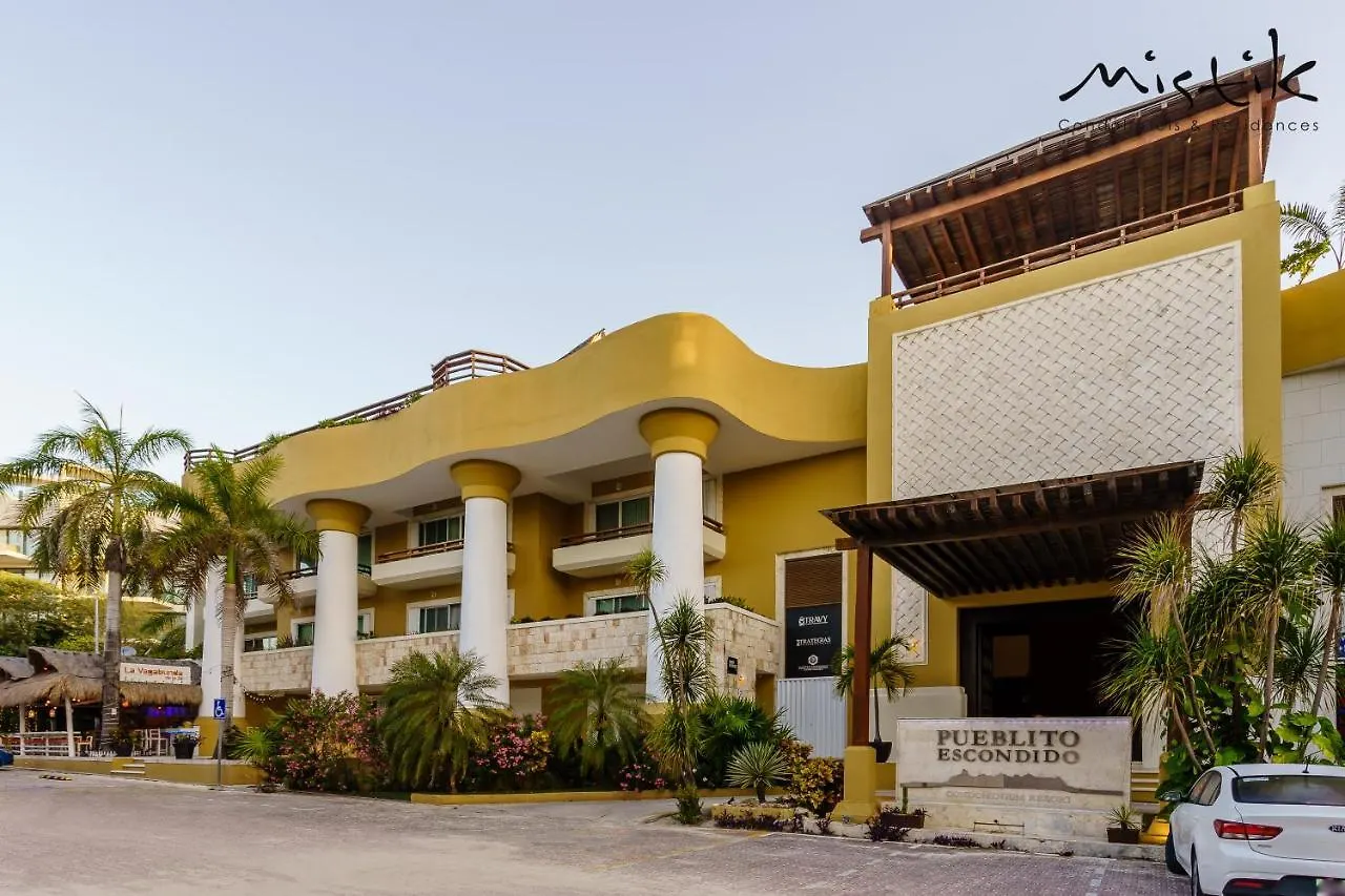 Apartahotel Pueblito Escondido by Mistik Vacation Rentals Playa del Carmen