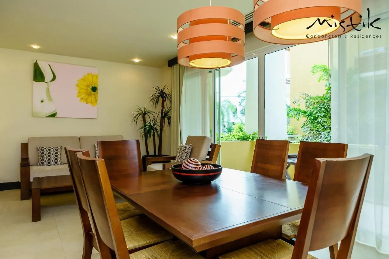 Pueblito Escondido by Mistik Vacation Rentals Playa del Carmen 5*,