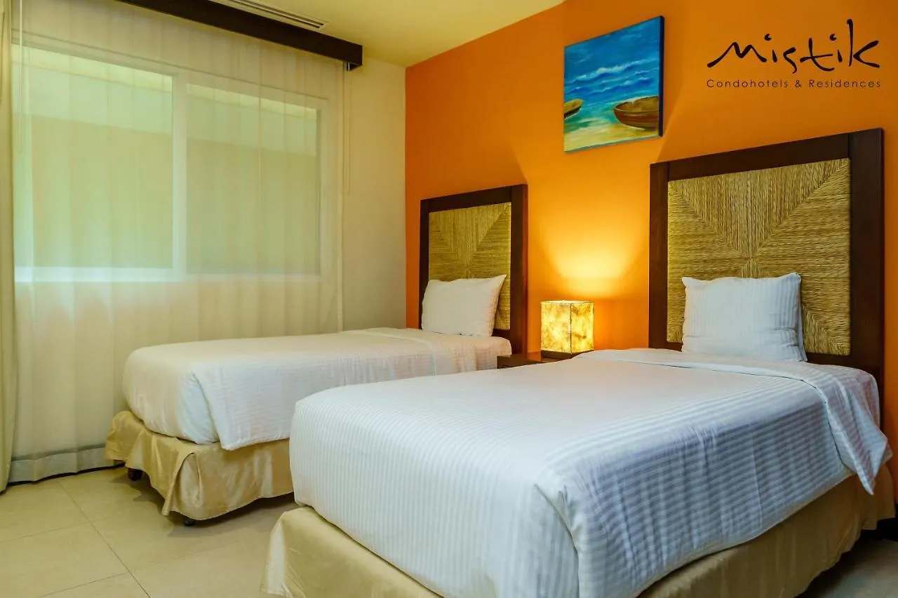 Apartahotel Pueblito Escondido by Mistik Vacation Rentals Playa del Carmen