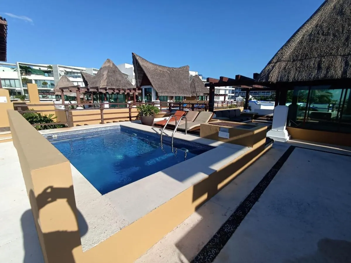 Apartahotel Pueblito Escondido by Mistik Vacation Rentals Playa del Carmen