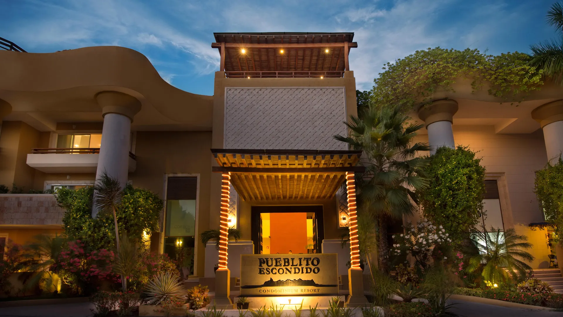 Pueblito Escondido by Mistik Vacation Rentals Playa del Carmen 5*,  México