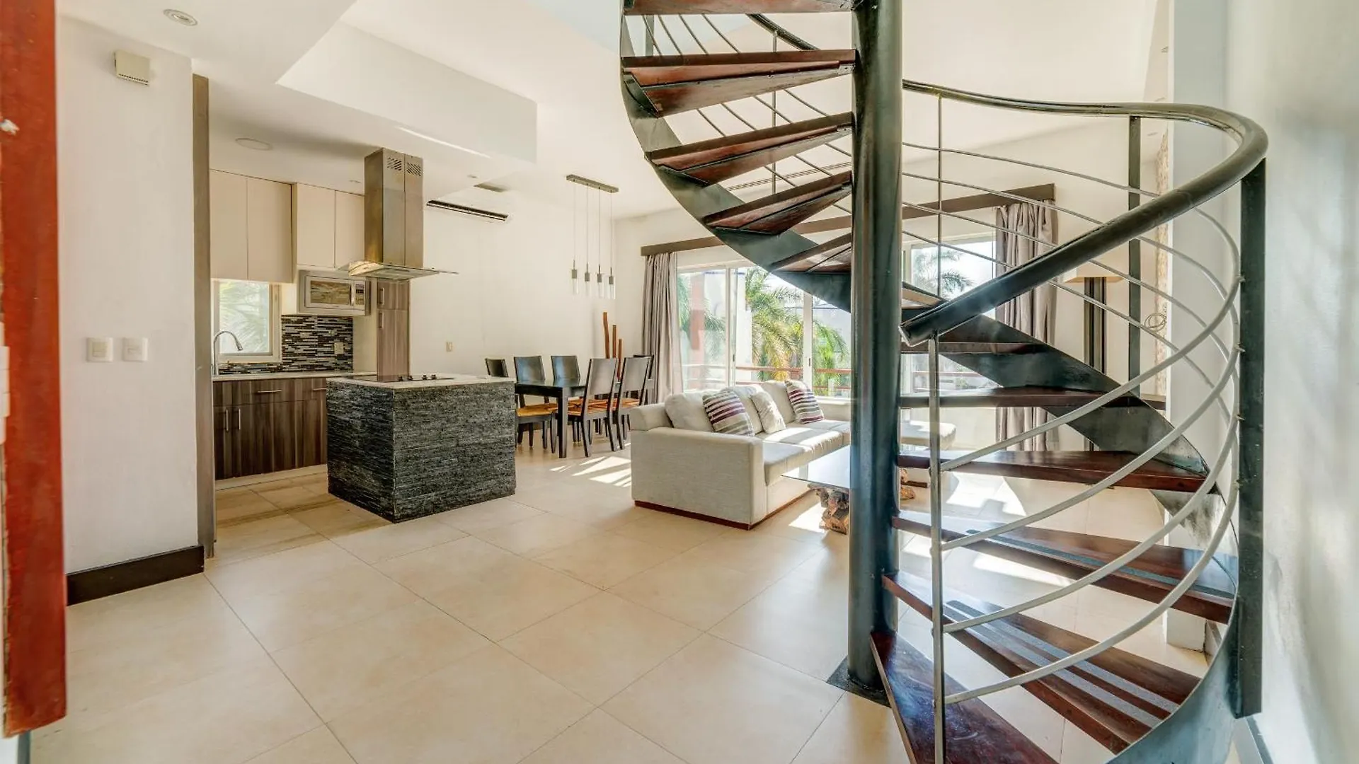 ***** Apartahotel Pueblito Escondido by Mistik Vacation Rentals Playa del Carmen México